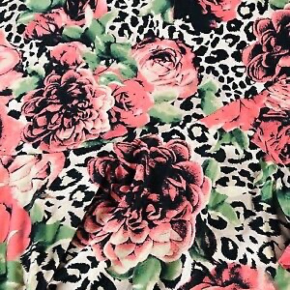 Wrap skirt - Picture 2 of 2